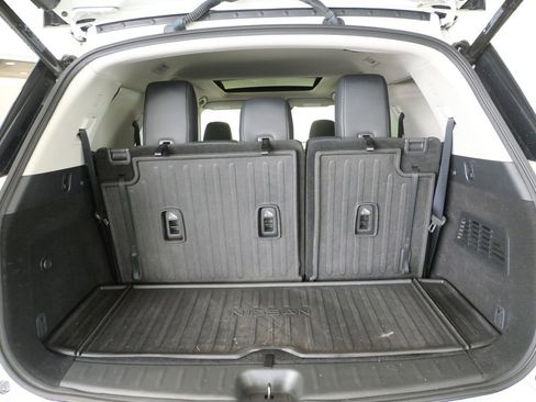 Used 2024 Nissan Pathfinder Platinum AWD/4WD image 32