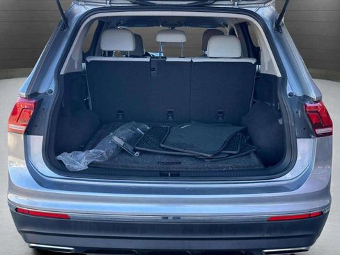 Used 2020 Volkswagen Tiguan SE image 16