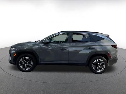 Used 2025 Hyundai Tucson SEL AWD/4WD image 8