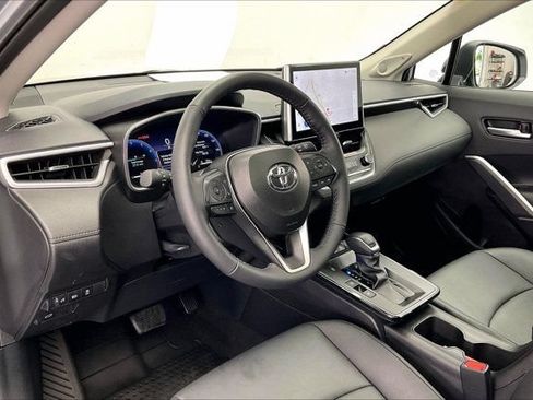 Used 2026 Toyota Corolla Cross XLE w/ Convenience Package AWD/4WD image 14