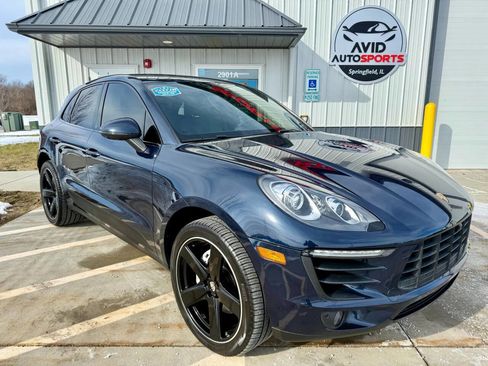 Used 2017 Porsche Macan S image 2