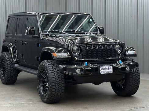 Used 2024 Jeep Wrangler High Altitude image 7
