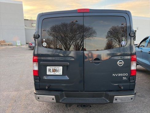 Used 2019 Nissan NV 3500 SL image 4