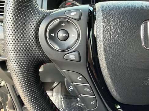 Certified 2023 Honda Ridgeline Black Edition image 32