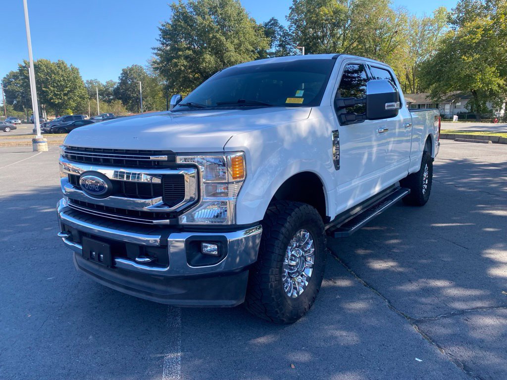 Used 2022 Ford F250 XLT w/ XLT Premium Package AWD/4WD image 3