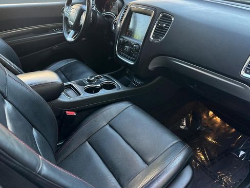 Used 2017 Dodge Durango R/T w/ Technology Group RWD image 32