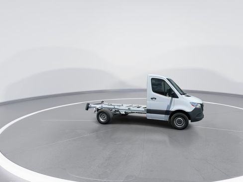 Used 2023 Mercedes-Benz Sprinter 3500 w/ Acoustic Package image 4