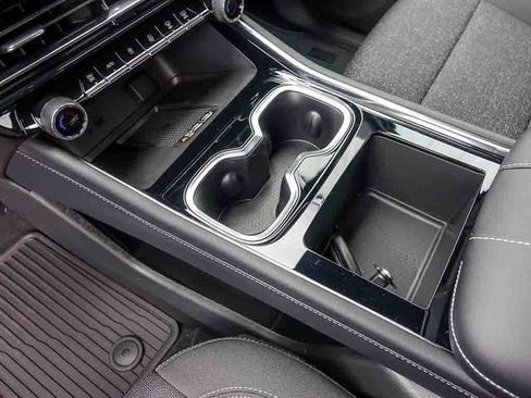 New 2026 Chevrolet Traverse LT AWD/4WD image 28