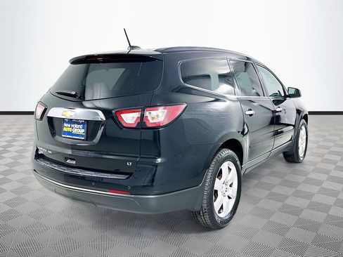 Used 2017 Chevrolet Traverse LT w/ Style and Technology Package AWD/4WD image 7