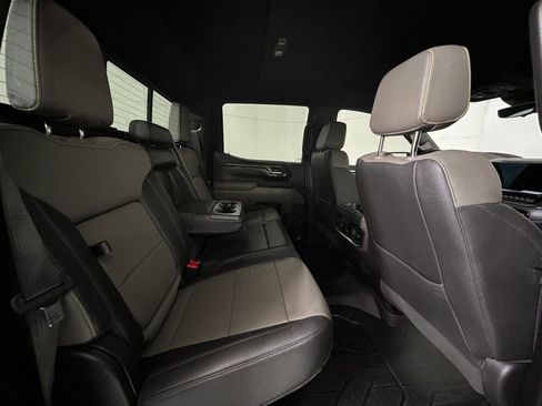 Used 2024 Chevrolet Silverado 1500 ZR2 w/ Technology Package image 17