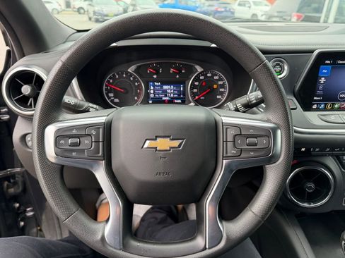 Used 2022 Chevrolet Blazer LT image 16