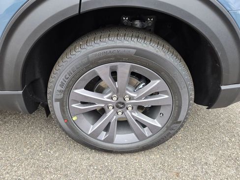 New 2026 Ford Explorer Active w/ Active Comfort Package image 9