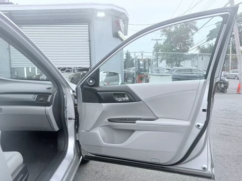 Used 2013 Honda Accord EX-L image 14