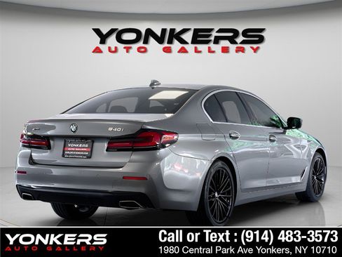 Used 2023 BMW 540i xDrive w/ Convenience Package AWD/4WD image 9