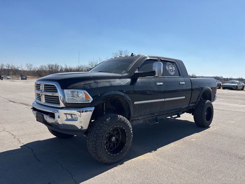 Used 2018 RAM 2500 Laramie w/ Off Road Package image 7