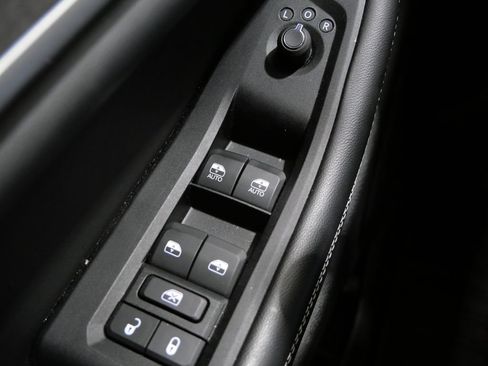 Used 2023 Jeep Grand Cherokee L Limited w/ Luxury Tech Group II AWD/4WD image 13