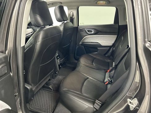 Used 2022 Jeep Compass Latitude w/ Sun and Sound Group AWD/4WD image 20