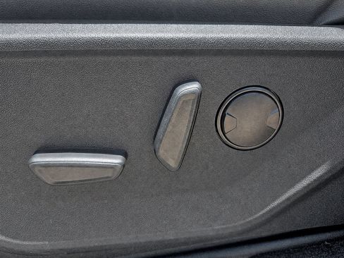 New 2027 Ford Expedition Max Active RWD image 15