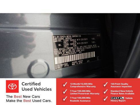 Certified 2022 Toyota Venza XLE image 18