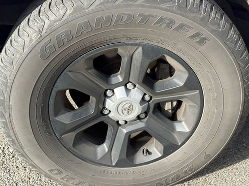 Certified 2022 Toyota 4Runner SR5 Premium image 16