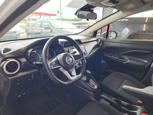 Used 2022 Nissan Versa S FWD image 15