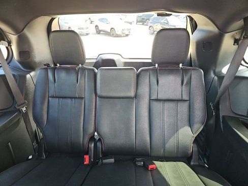 Used 2019 Dodge Grand Caravan GT image 13