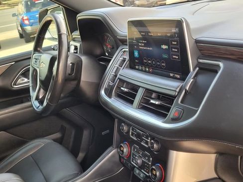 Used 2021 Chevrolet Tahoe LT w/ LT Signature Package RWD image 12