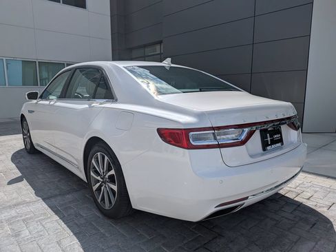 Used 2019 Lincoln Continental Premiere FWD image 6