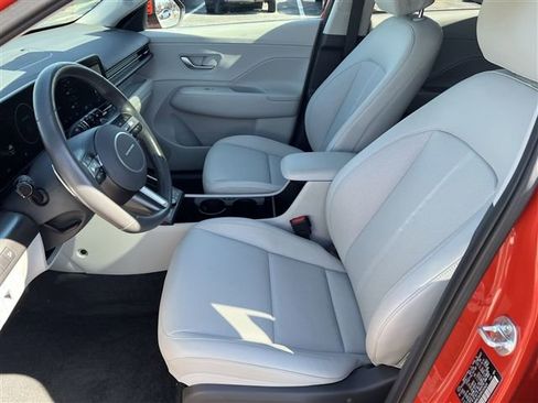 Used 2024 Hyundai Kona Limited FWD image 17