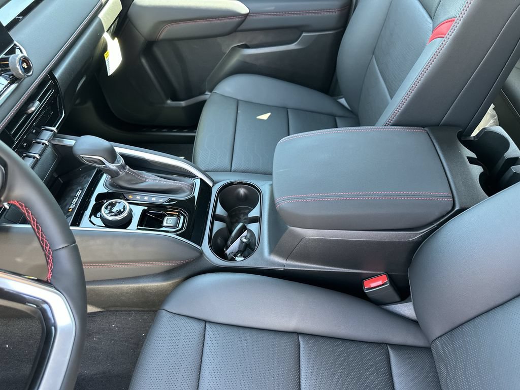 New 2026 Chevrolet Colorado Z71 w/ Technology Package AWD/4WD image 17