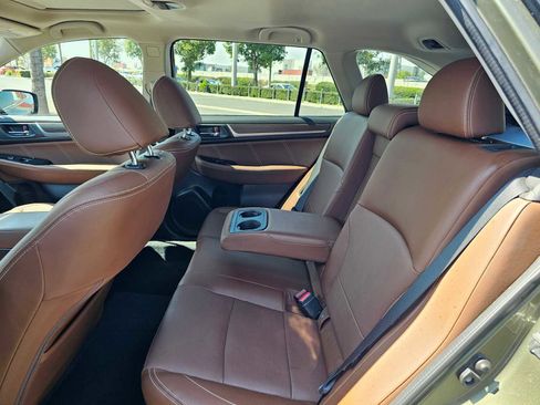 Used 2017 Subaru Outback 2.5i Touring w/ Popular Package #5A image 16