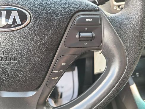 Used 2017 Kia Forte LX FWD image 27
