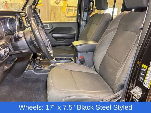 Used 2021 Jeep Gladiator Willys image 12