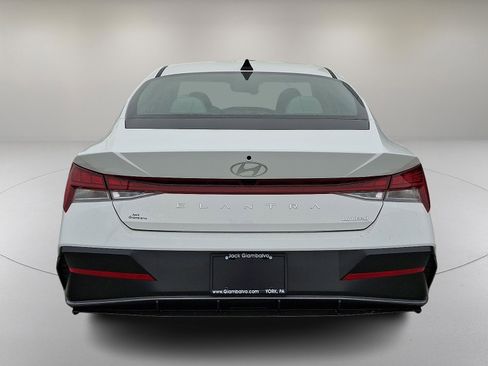 New 2026 Hyundai Elantra Limited image 6