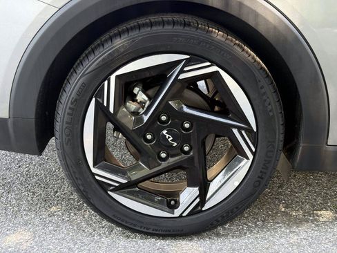 Certified 2025 Kia K4 EX FWD image 32