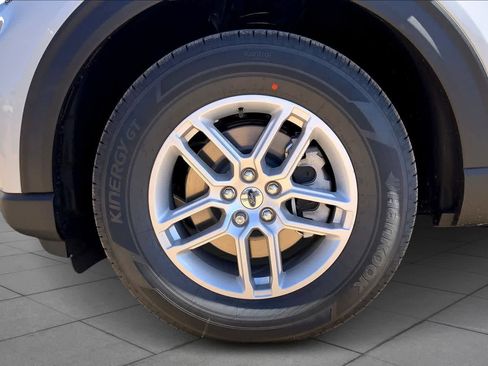 New 2026 Ford Explorer Active w/ Active Comfort Package image 11