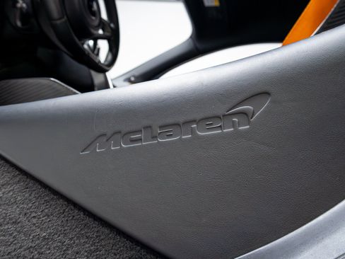 Used 2019 McLaren 600LT RWD image 62
