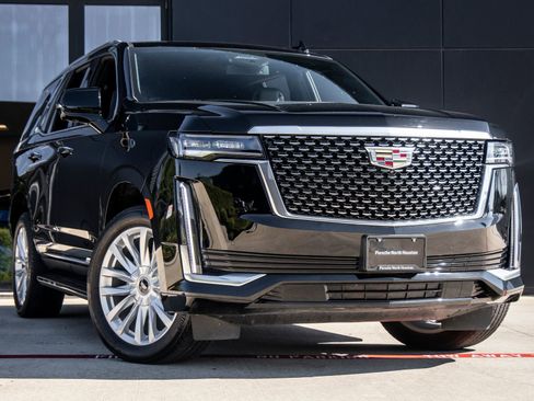 Used 2024 Cadillac Escalade Luxury w/ LPO, Floor Liner Package RWD image 5