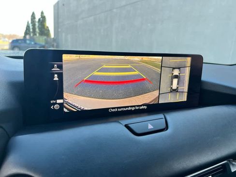 Certified 2025 MAZDA CX-70 Plug-In Hybrid w/ Premium Plus image 32