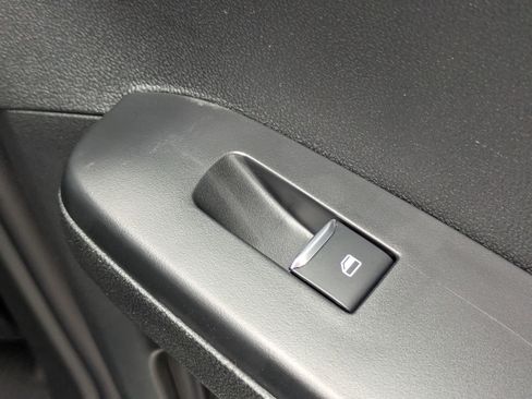 New 2025 Ford Escape ST-Line w/ Equipment Group 301A image 33