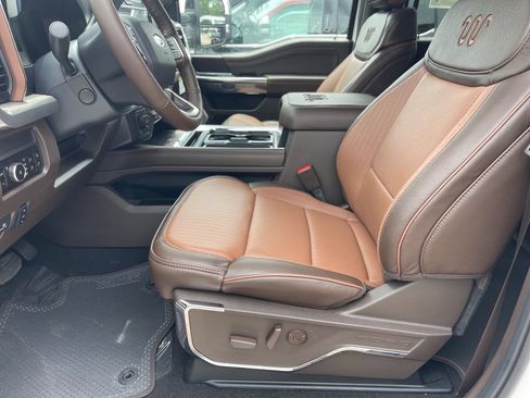 New 2026 Ford F250 King Ranch w/ FX4 Off-Road Package AWD/4WD image 7