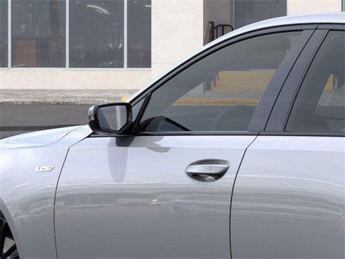 New 2026 Cadillac CT5 V image 12