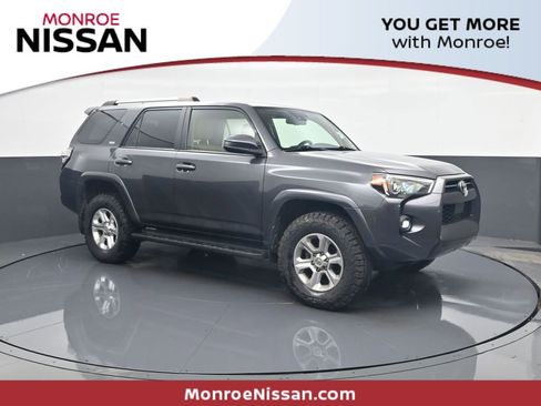 Used 2022 Toyota 4Runner SR5 image 1