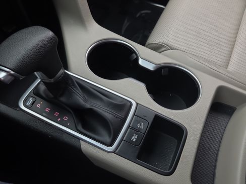 Used 2020 Kia Sportage S FWD image 31