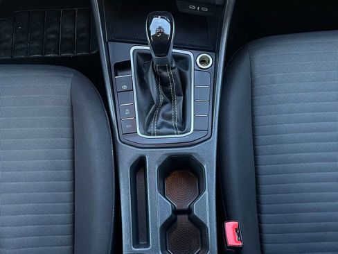 Used 2024 Volkswagen Jetta S image 18