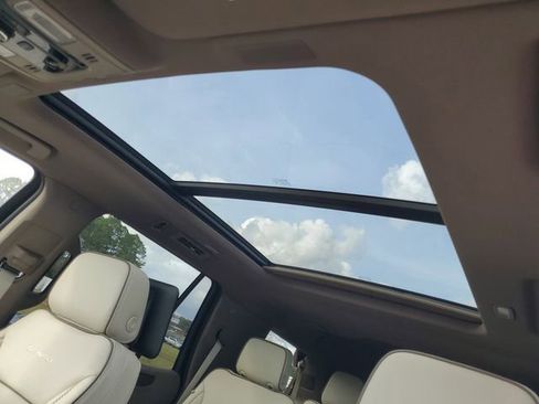 New 2026 GMC Yukon Denali w/ Denali Reserve Package image 10