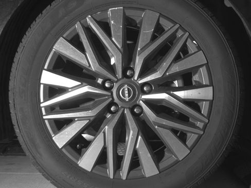 Used 2025 Nissan Altima 2.5 SV image 13