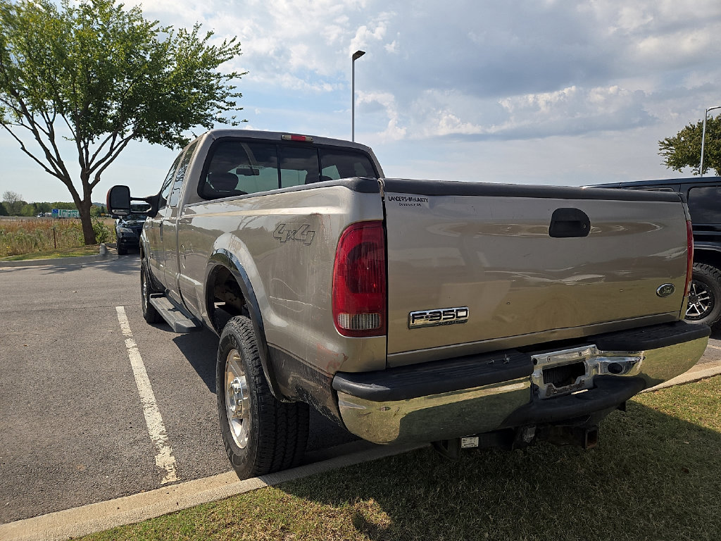 Used 2006 Ford F350 4x4 SuperCab Super Duty image 2