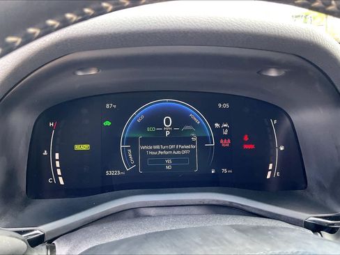 Used 2025 Toyota Camry SE FWD image 27