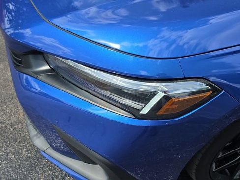 Used 2023 Honda Civic Sport image 11